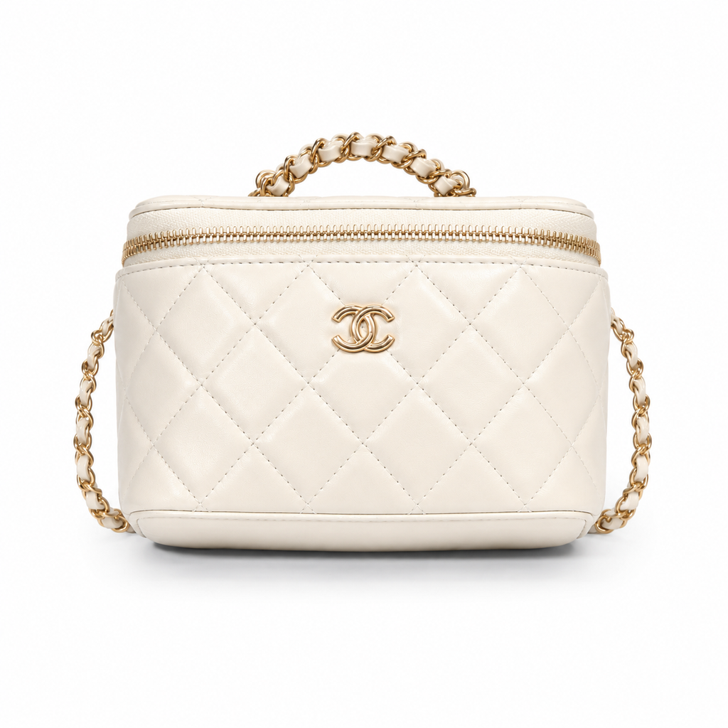 CHANEL - Vanity with Chain